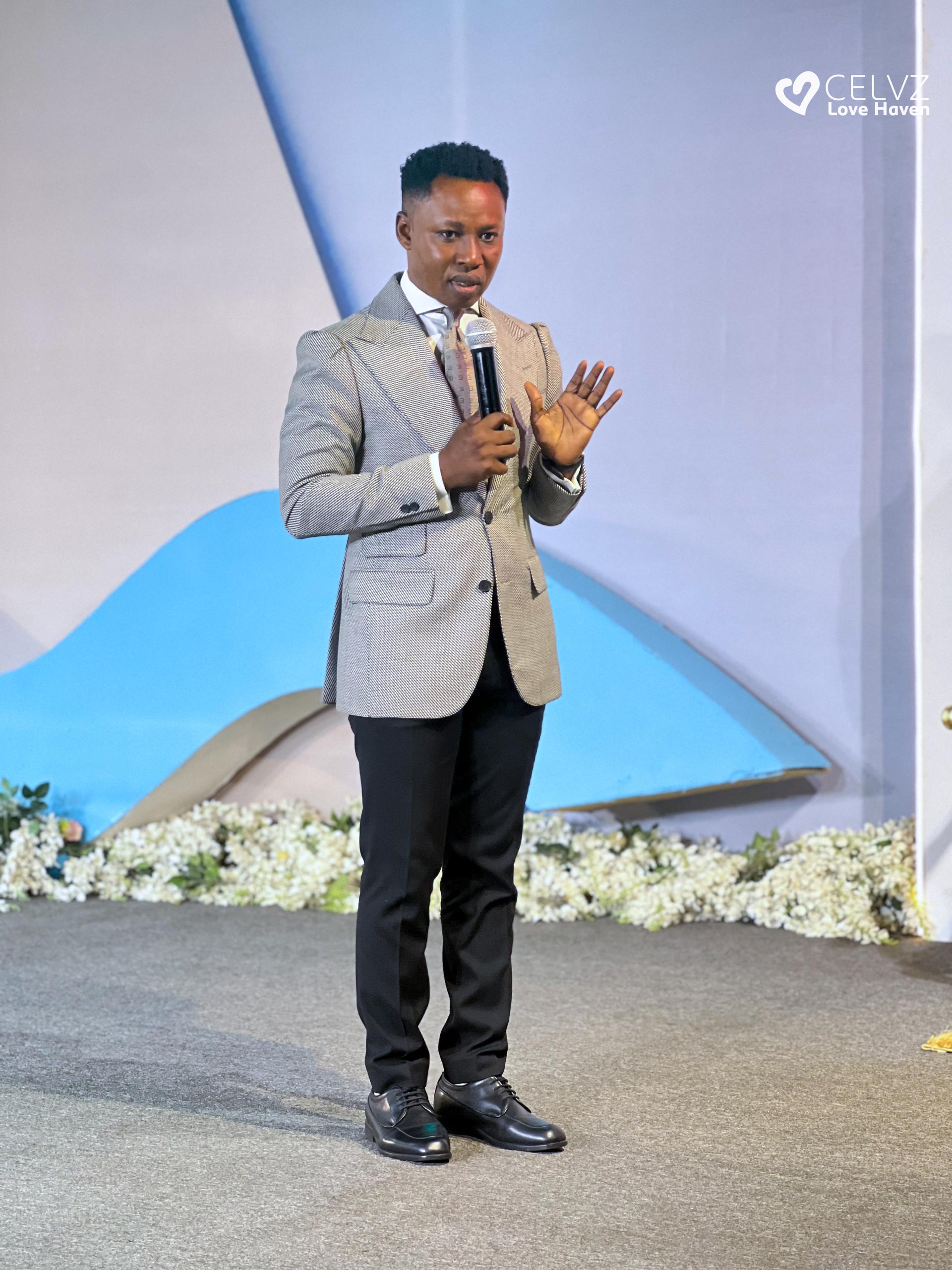 Pastor Favour Ajunnu